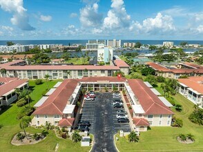 Building Photo - 10280 Imperial Point Dr W