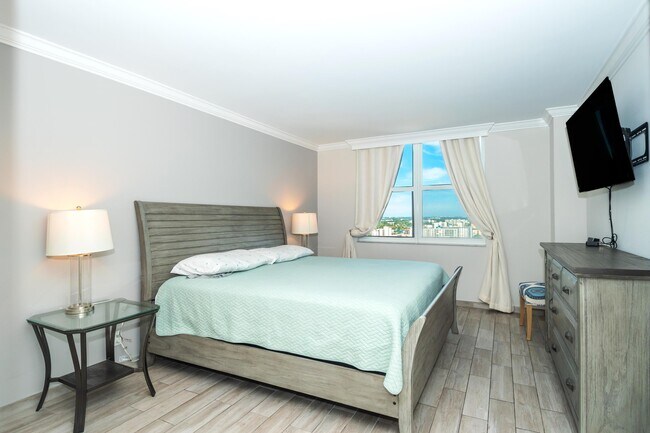 Building Photo - 101 Briny Ave