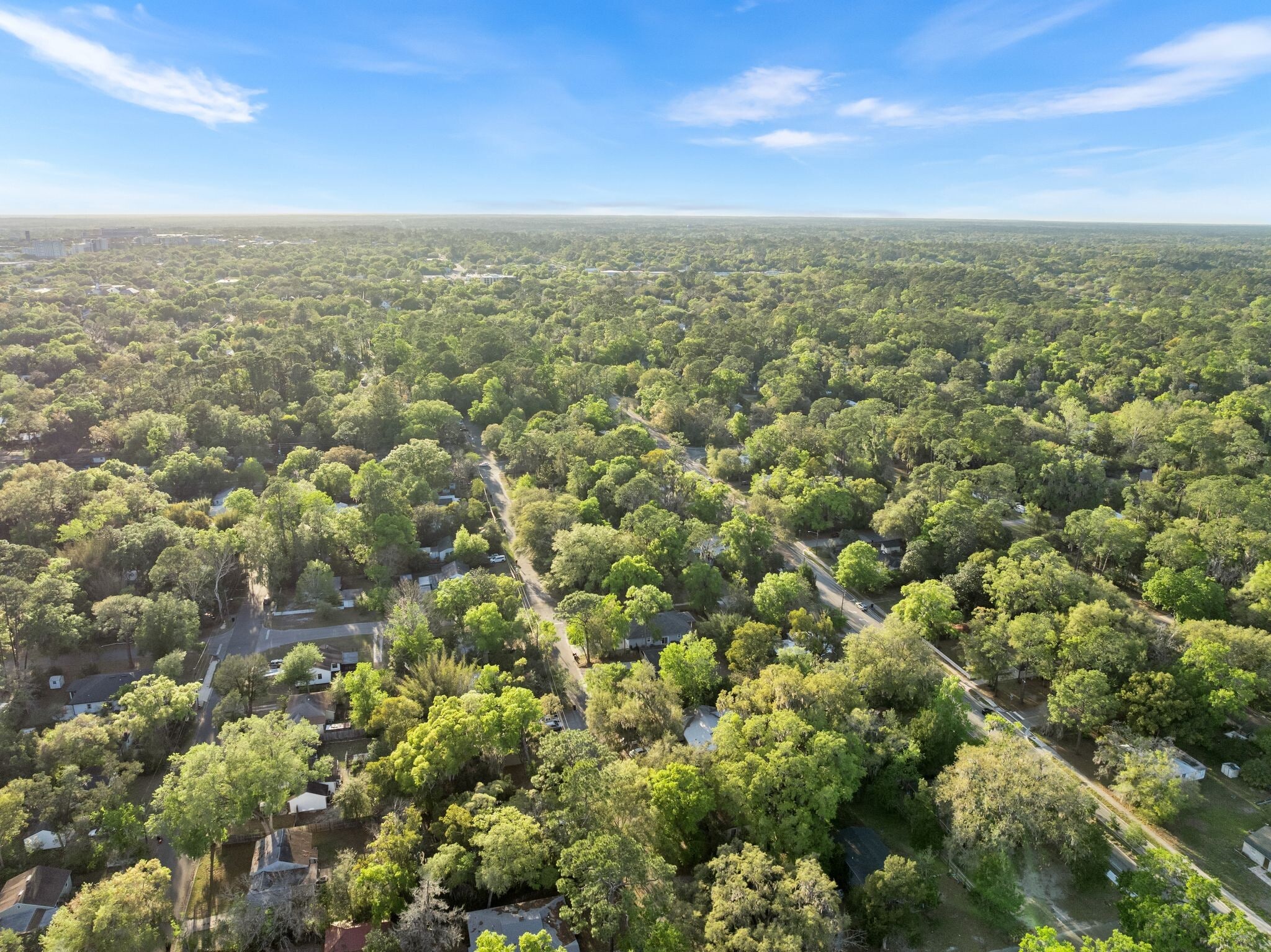 Building Photo - 1010 NE 7th Pl