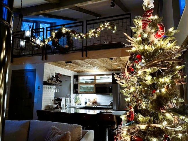 Building Photo - 1237 CO-103