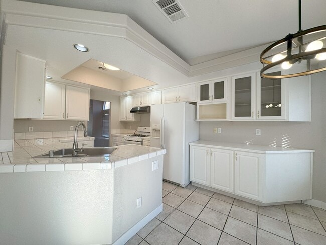 Building Photo - Newly Remolded Open Floor Plan One-Story 3 bedrooms & 2 Baths Home