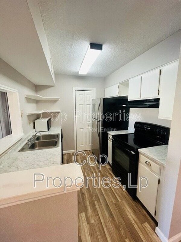 Building Photo - 1819 Babcock Rd