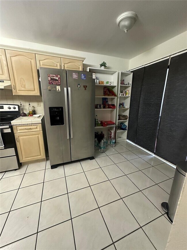 Building Photo - 9876 Costa Del Sol Blvd