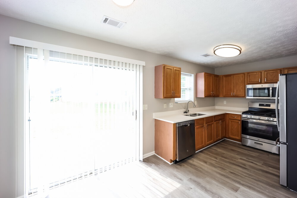 Building Photo - 7565 Woodbine Pl
