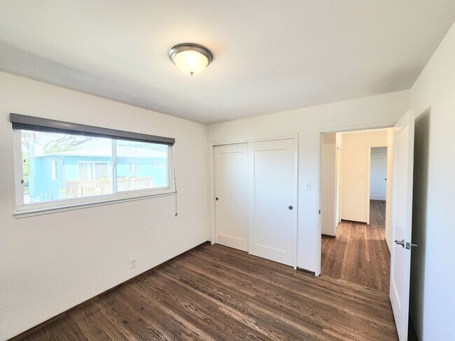Building Photo - SANJ175