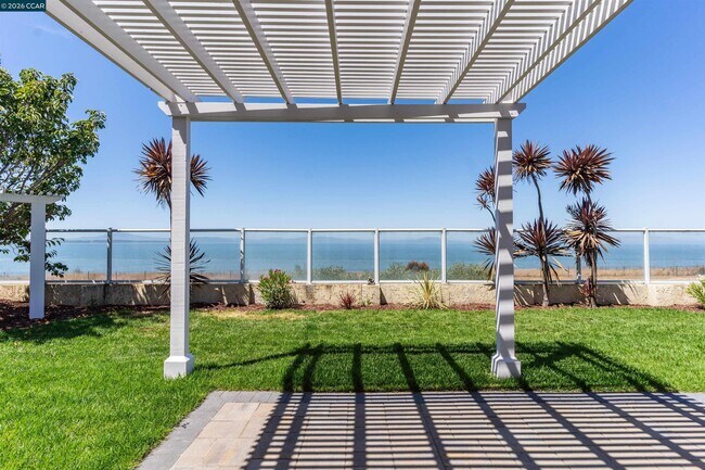 Building Photo - 1105 Rock Harbor Point