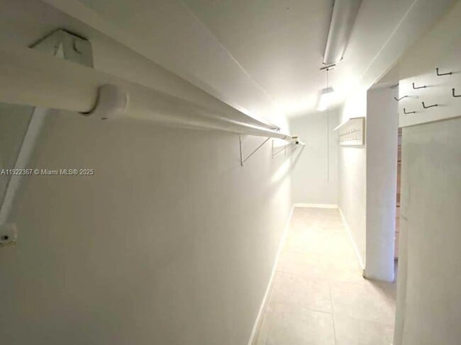 Building Photo - 8825 SW 19th St