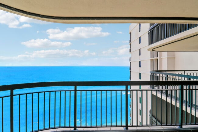 Building Photo - 5380 N Ocean Dr