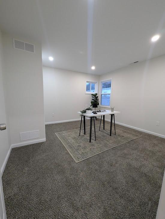 Building Photo - 109 Alcott Rd