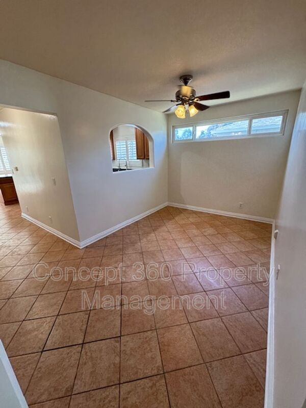 Building Photo - 5228 E Brittain St