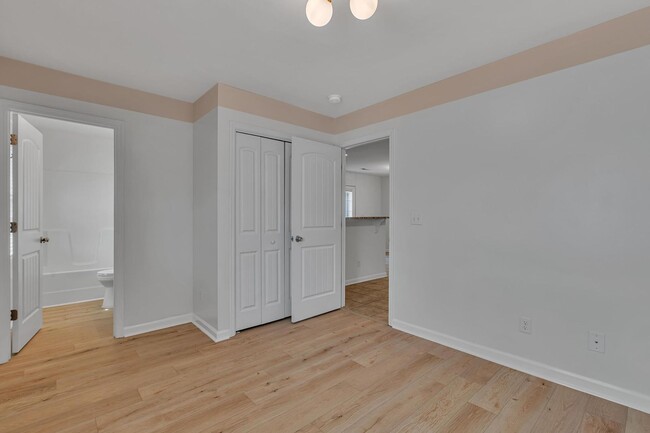 Building Photo - Surf City Home for Rent!