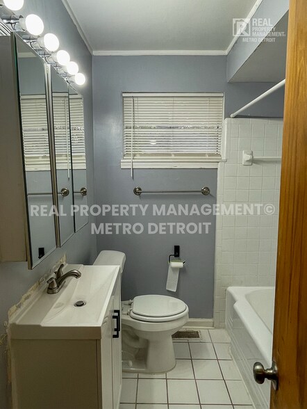 Building Photo - 25292 Orchard Grove St