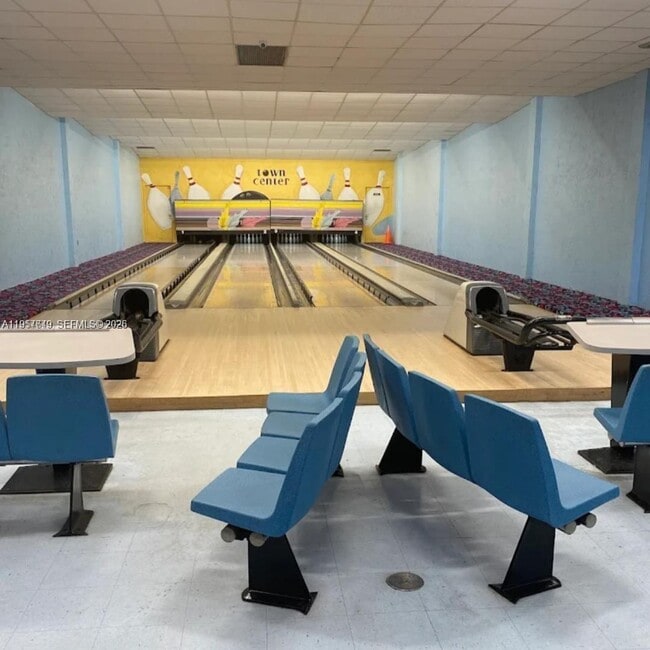 Building Photo - 369 Lakeview Dr