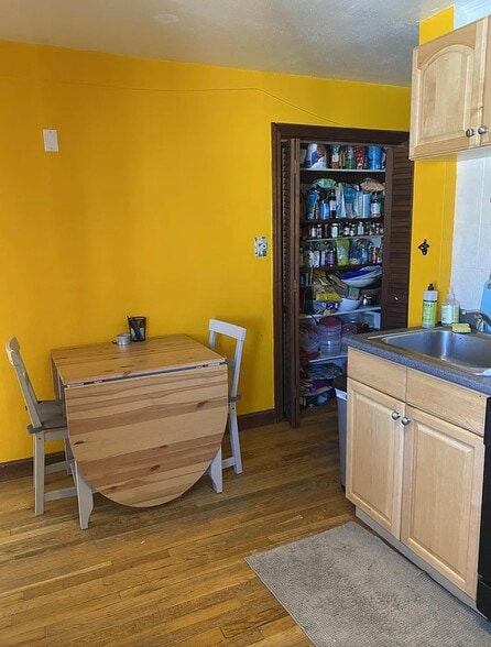 Building Photo - 87 Summer St