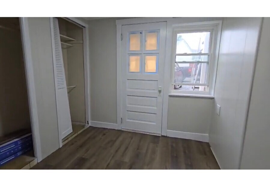 Building Photo - 24 Cleveland Ave