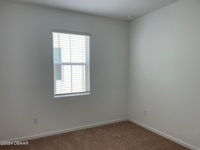 Building Photo - 304 Pop Top Ln