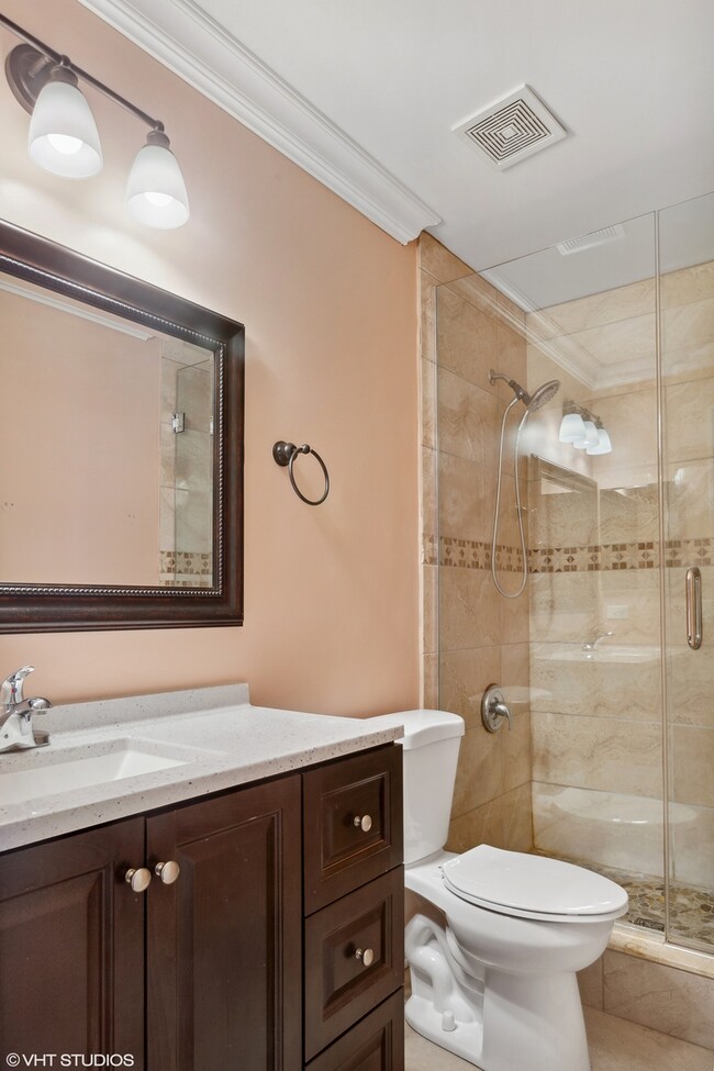 Building Photo - 1222 Courtland Cir