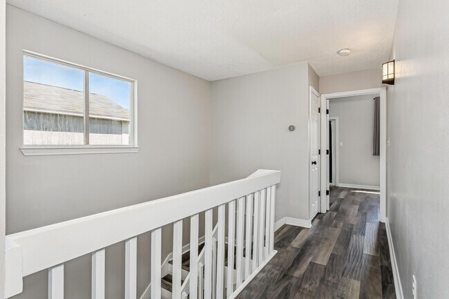 Building Photo - 6918 Sea Turtle Cir