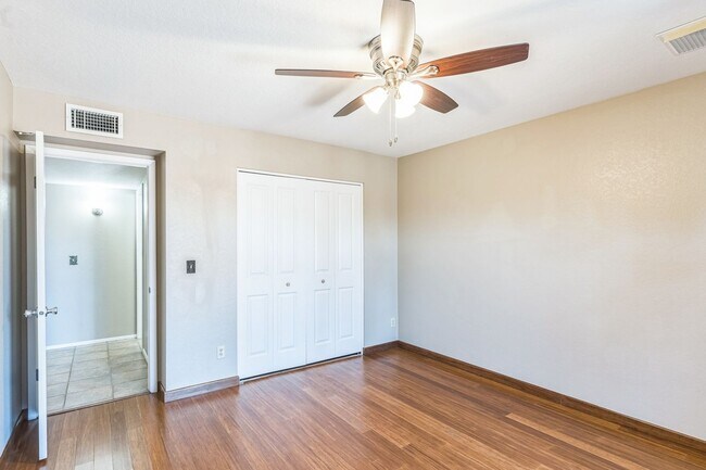 Building Photo - Charming 3BR House in Scottsdale with new ...