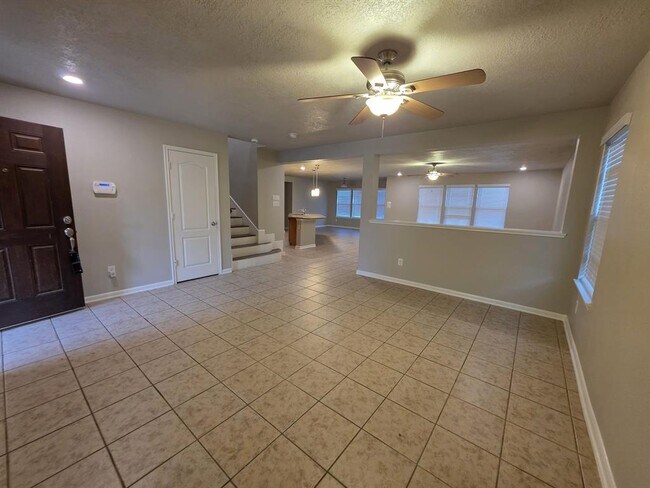 Building Photo - 25335 Briscoe Village Dr