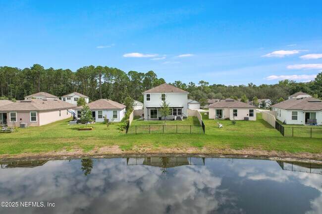 Building Photo - 150 Logrono Ct