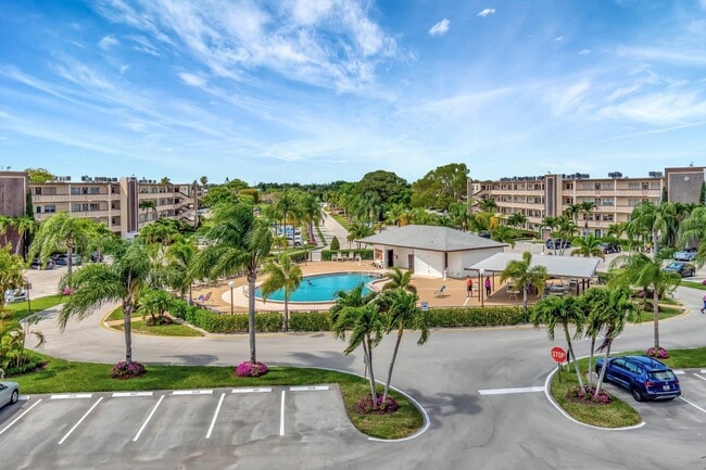 Building Photo - 4049 Wolverton C