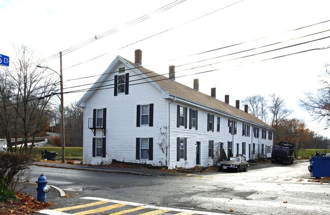 Primary Photo - 27-39 Danforth Ct