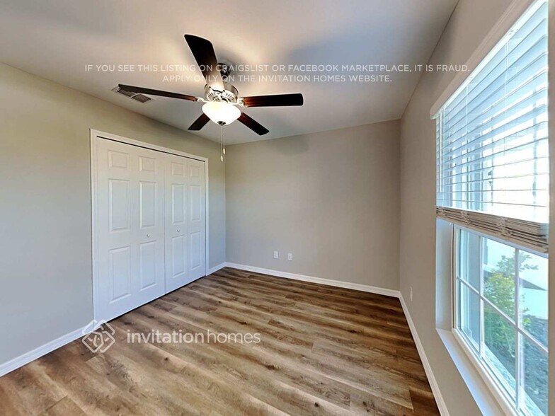 Building Photo - 21271 Gaylord Ave