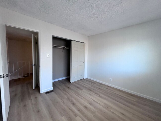 Building Photo - 50 Nedra Ct
