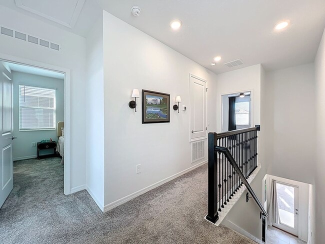 Building Photo - Like-New, Move-In Ready Gem in Kelly Park Area of Apopka