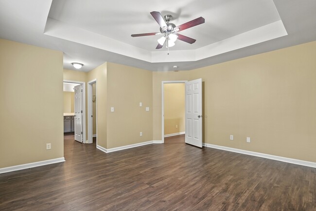 Building Photo - 363 Sanctuary Park Dr