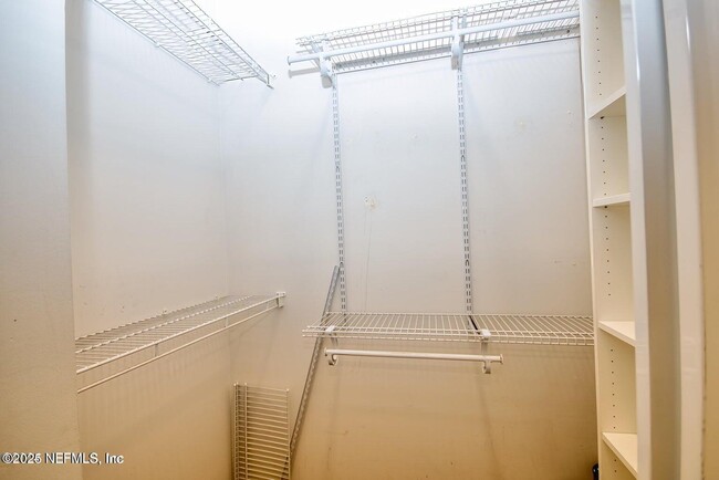 Building Photo - 1440 S Burgandy Trail