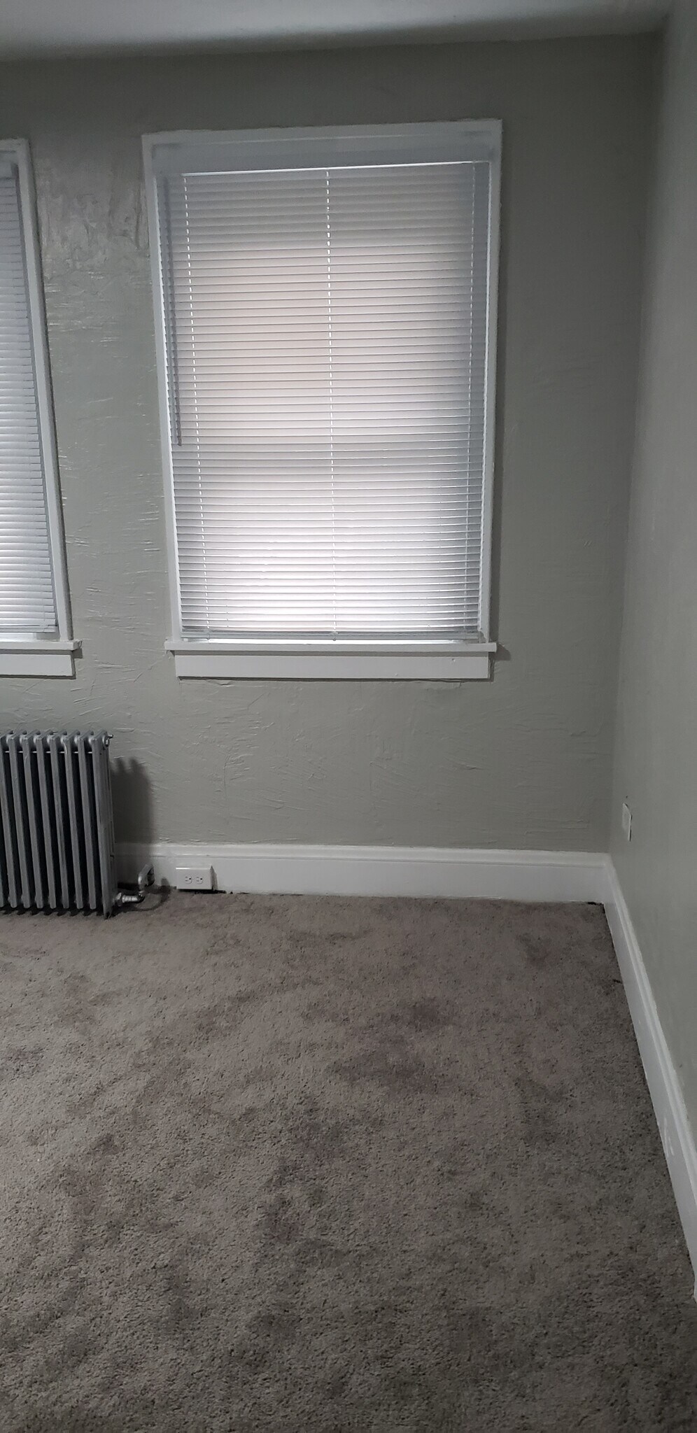 Building Photo - 535 Shelbourne Ave