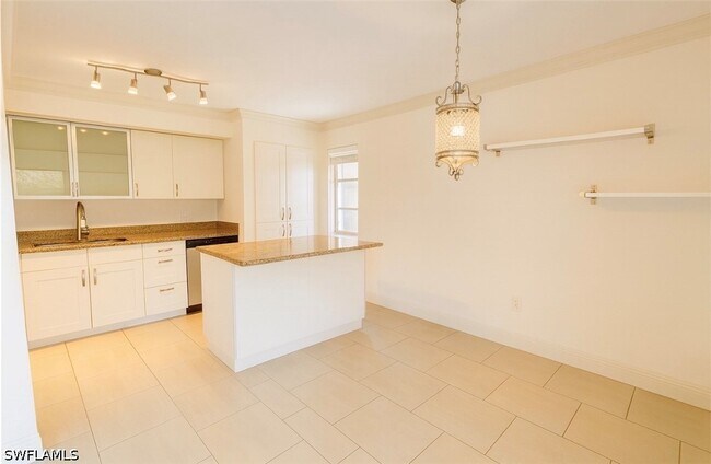 Building Photo - 1400 Pompei Ln