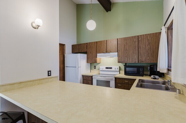 Building Photo - 217 Pinon Causeway