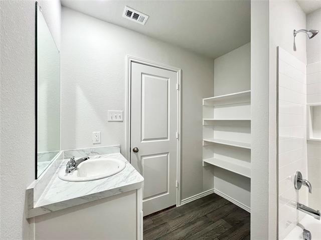 Building Photo - 872 Eagles Nest Dr