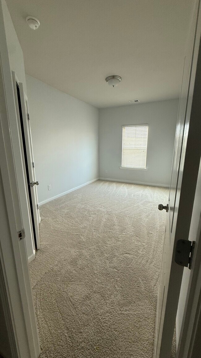 Building Photo - 118 Celebration Song