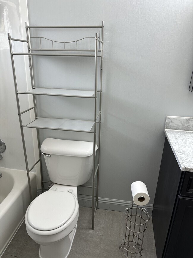 Building Photo - 1296 Buccaneer Dr