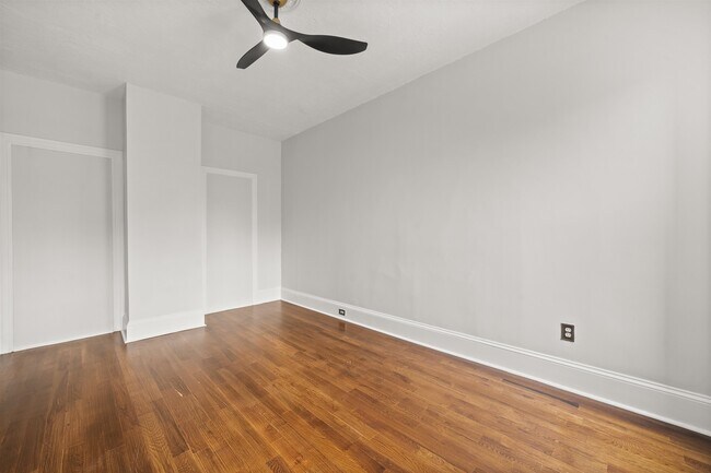 Building Photo - 309 Summit Ave