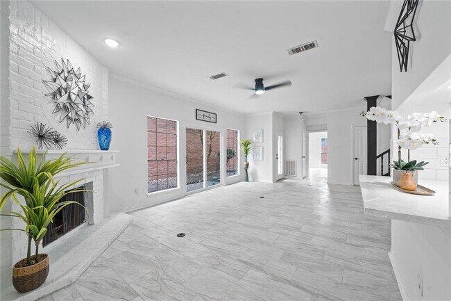 Building Photo - 4731 N Cashel Cir