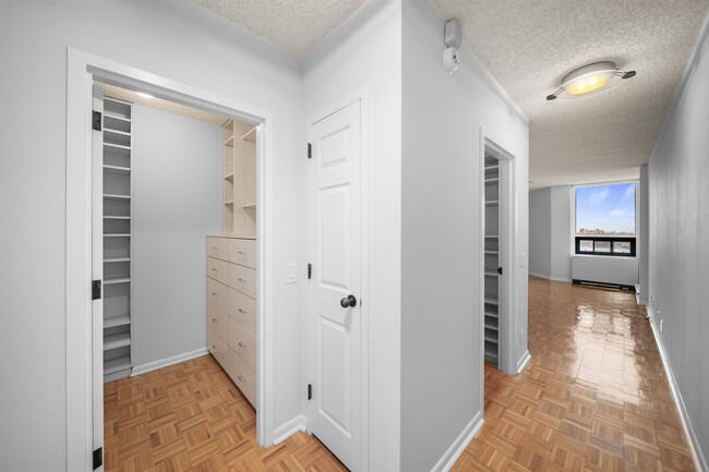 Building Photo - 800 Palisade Ave
