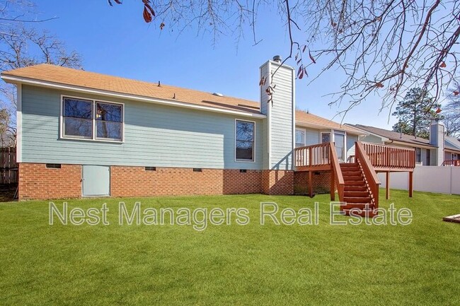 Building Photo - 7462 Fairpoint Rd