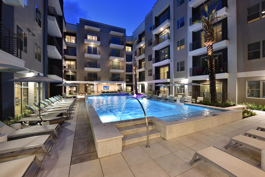 Alta Washington 6400 Washington Ave Houston TX 77007 Apartment Finder