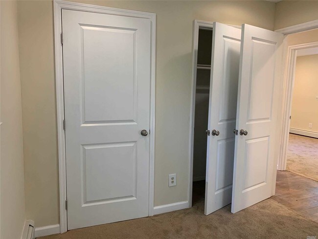 Building Photo - 177 Mastic Blvd