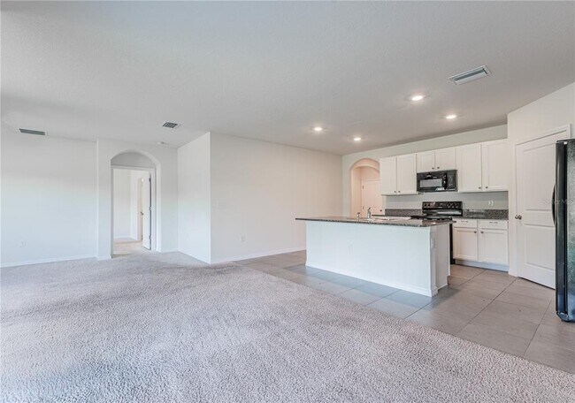 Building Photo - 35525 Stella Vast Dr