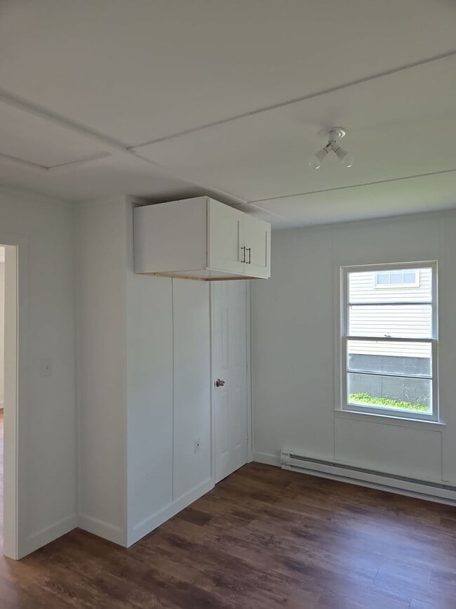 Building Photo - Newly remodeled home is located in Lancaster, SC 29720.