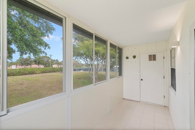 Building Photo - 361 Normandy Ln