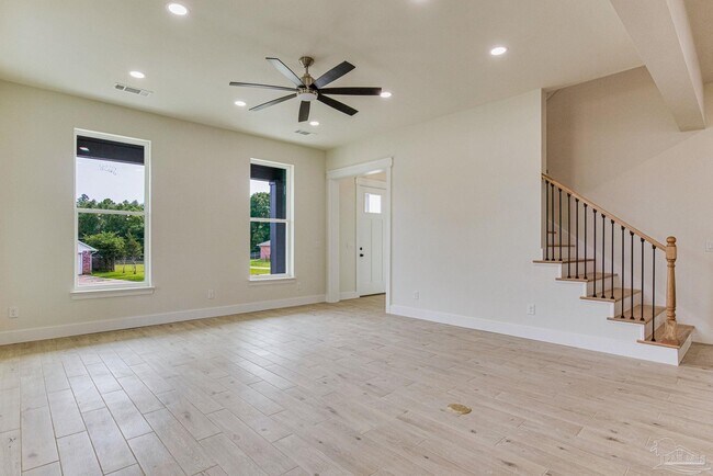 Building Photo - 412 Elcino Dr