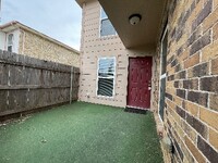 Building Photo - 5516 Lewis Ct