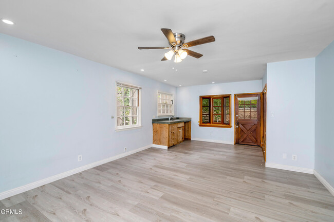 Building Photo - 12060 Laurel Terrace Dr